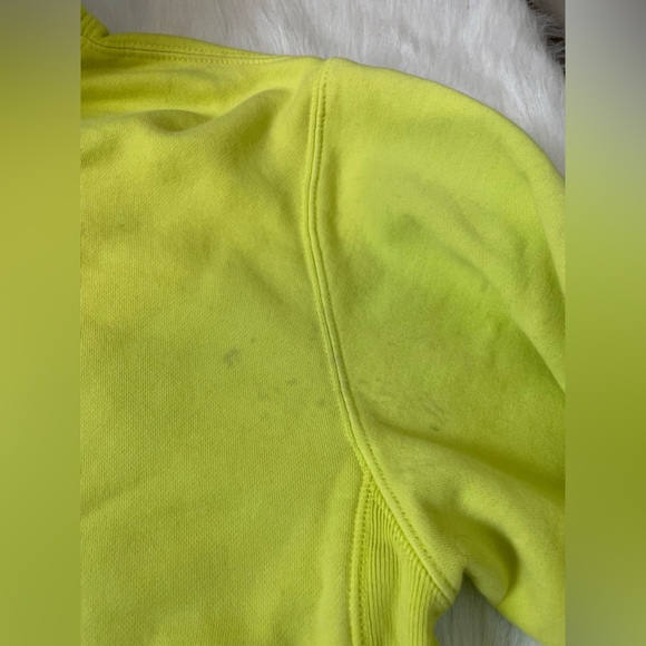 Billie Eilish World Tour 2022 Yellow Hoodie - Picture 10 of 14